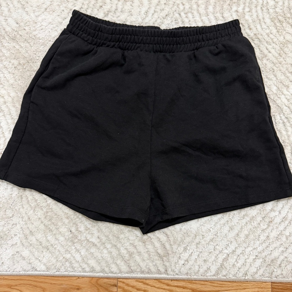 H&M divided black comfy shorts